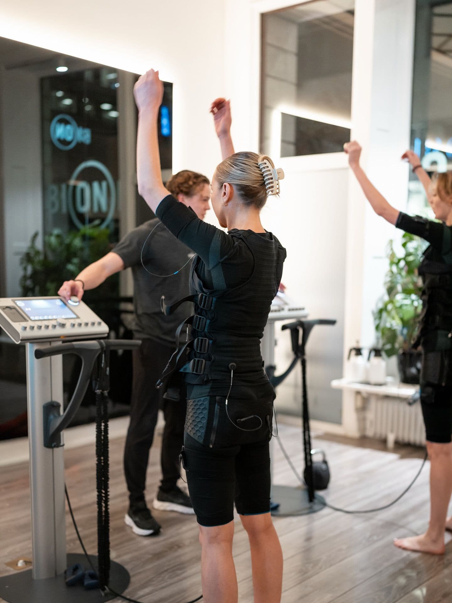 Bionic EMS studio training session